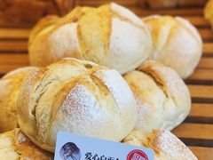 -BROAD面包路·欧式面包(龙湖时代C馆店)