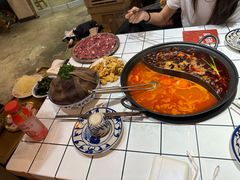 -旧街市鲜货老火锅(大光路店)