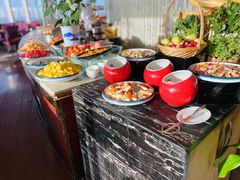 -怡豪大饭店·银顶旋转餐厅