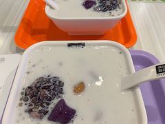 -满记甜品(优客百盛店)
