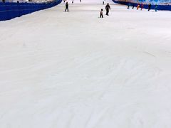 -乔波室内滑雪场