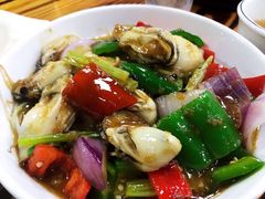-大富蚝乌东哥饭店·石锅鱼杂·柠檬鸭(革新路店)