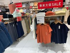 -优衣库(上海正大广场店)