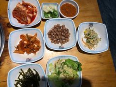 -唯成•韩国炭火烤肉 유성고기