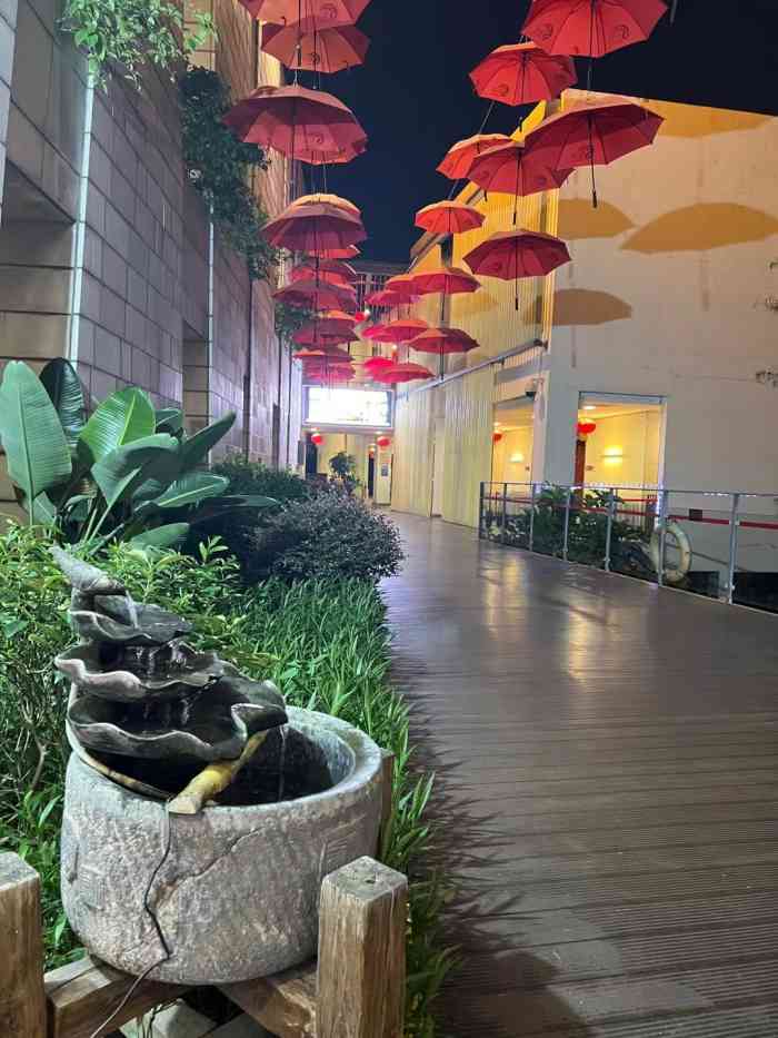 鹿鸣酒家-"东悦装修,去了这家,真的非常不好吃…就环.