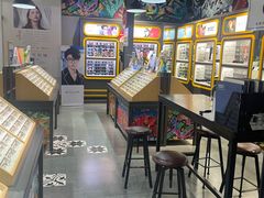 -镜客眼镜(浦江欢乐颂店)