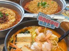-灵芝妹子海鲜米线(劳动公园店)