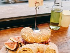 -Catch Bagel(芳草地店)