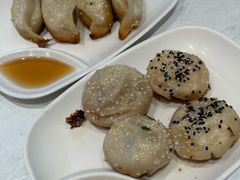 -小杨生煎(百联嘉定购物中心店)