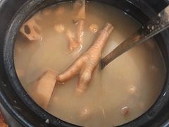 莲藕鸡脚汤（明火例汤）-文记壹心鸡(宝华路店)