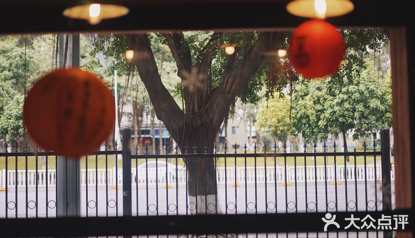 TonTon小屋☕️社区咖啡甜点木质小屋