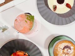 -潮一不贰·法式甜品·生日蛋糕·西式简餐(外滩店)