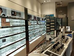 -LensCrafters亮视点·OAKLEY精选(静安嘉里中心店)