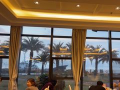 -荣誉海鲜酒楼(海湾店)