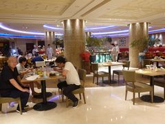 大堂-咖啡苑自助餐厅·中国大饭店
