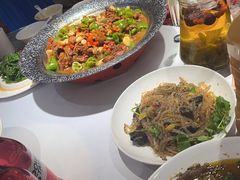 -巴特餐饮6加1音乐餐吧·新疆菜
