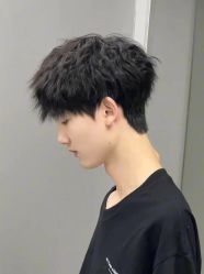 -尤司男士国潮理发馆