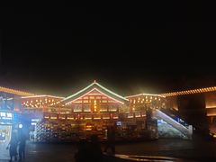 -绳金塔