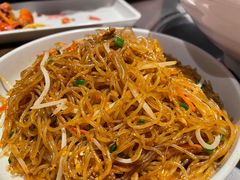 -龙巢盱眙龙虾·牛蛙·烧烤宵夜(八卦岭店)