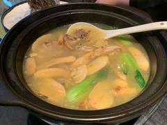 松茸炖土鸡-西茶·宋宴·精致江南料理
