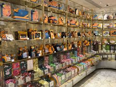 -VENCHI 闻绮(北京国贸商城店)