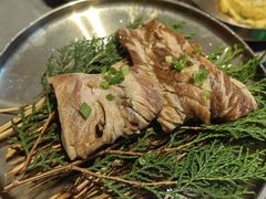 -草家酱蟹炭火烤肉店(珲春南路一店)
