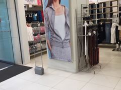 -优衣库(重庆沙坪坝印象汇店)