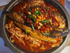 -鸣记脆皮烤鱼·海鲜烤鱼(三八广场店)