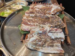 -草家酱蟹炭火烤肉店(珲春南路一店)