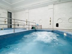 -大连金石滩绿发温泉假日酒店