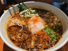 -SHAN山(前滩太古里店)