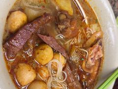 -万利洪记粉面美食