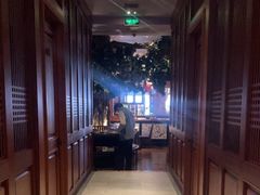 -八府香鸭·啫啫煲(华山路店)