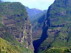-苍山世界地质公园·石门关大峡谷