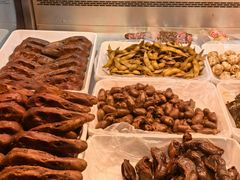 -张鸭子重庆特产卤味小吃(未来国际店)