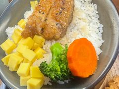 -8PINTS八品脱·日料·烧鸟·精酿小酒馆(莘庄店)
