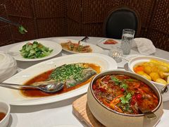 -醉辉皇上海之巅(上海中心大厦店)