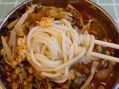 -红鼻子桂林米粉(金唐新光界店)