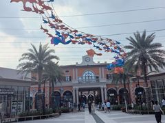 -佛罗伦萨小镇广佛名品奥特莱斯(疏港路店)