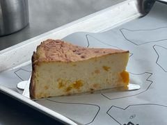 南瓜咸蛋黄巴斯克-SAANCI山池咖啡(海上世界文化艺术中心店)