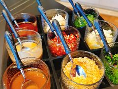 -鼎泰亨·海鲜牛肉餐厅(滨江店)