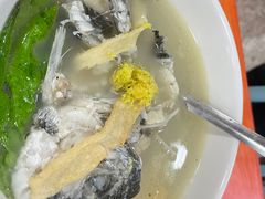 砂锅海鲜粥-成发鱼生