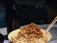 凉面-巴厘龙虾·榜首油焖大虾(洞庭·艺术洋房店)
