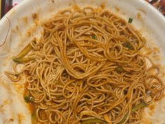 -肥肥虾庄·金牌油焖大虾(汉口城市广场店)
