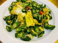 秋葵炒鸡蛋-新疆巴州金丝特餐厅(大钟寺店)