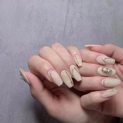 -悦指间美甲美睫