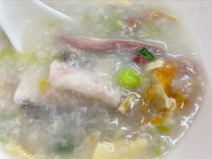 艇仔粥-穗银肠粉店(东川路店)