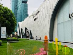 -上海尚嘉中心