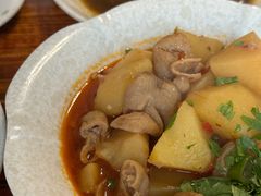 -茅屋大酒店