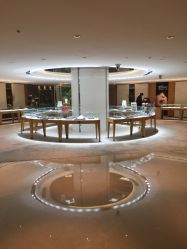 -北京七彩云南翡翠珠宝旗舰店(月坛店)